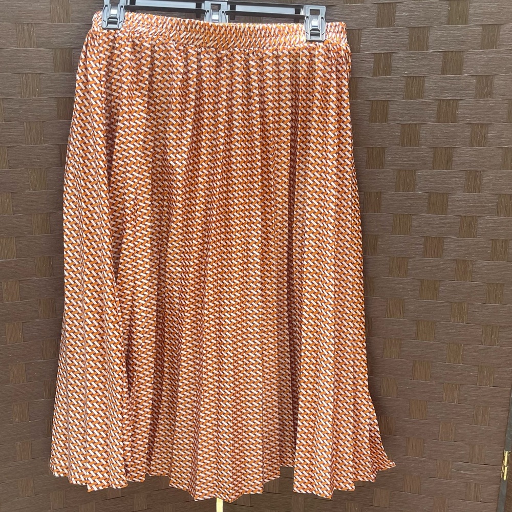 Monteau LA Orange Patterned Skirt - size XL